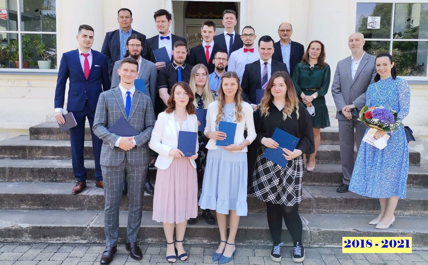 Absolventi ročníka 2018-2021
